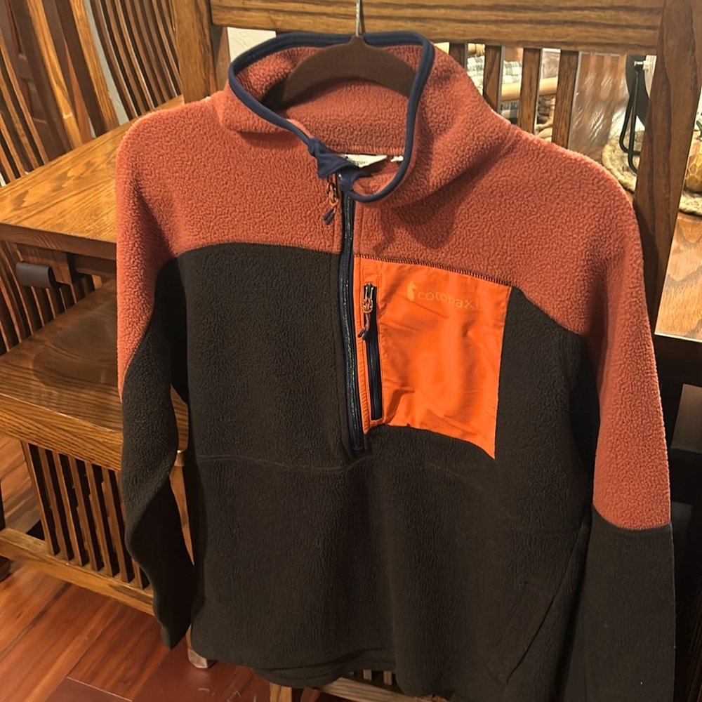 Cotopaxi Fleece 1/2 zip Medium